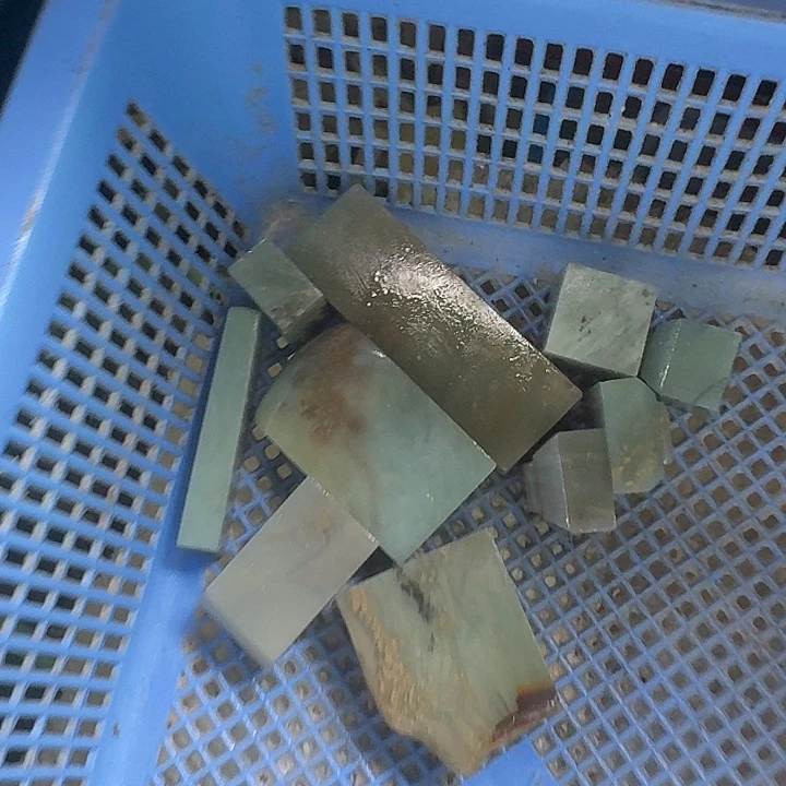 非***料青田石真真正正章