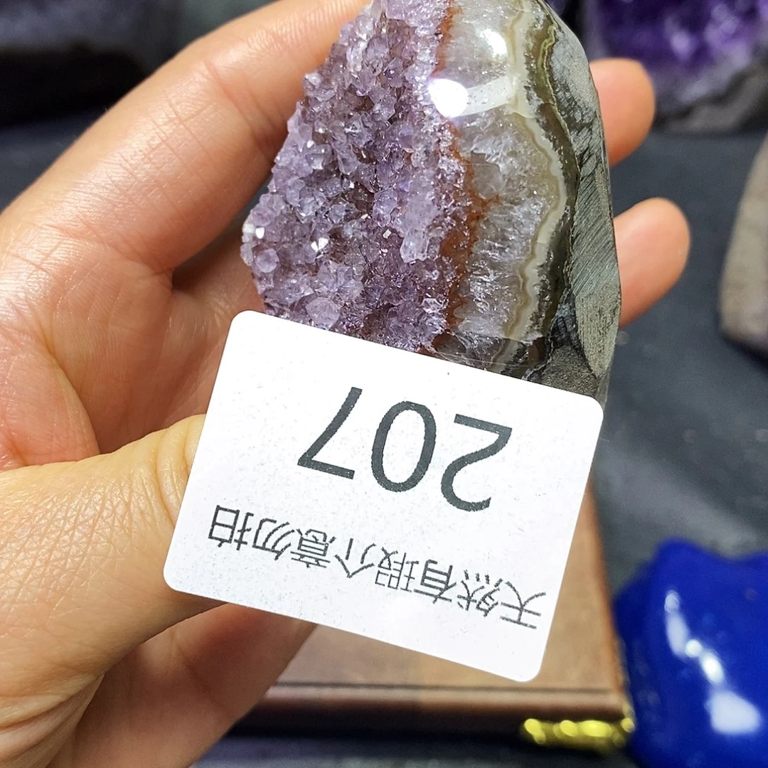 未镶嵌水晶大型摆件（非配饰）
