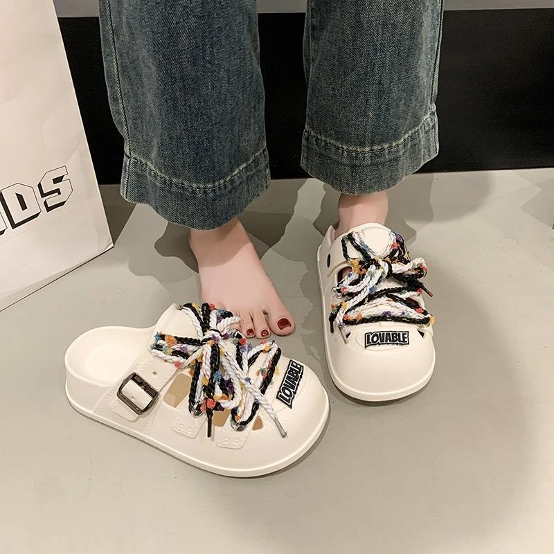 小众个性绑带厚底洞洞鞋女新款夏季包头拖防滑休闲凉拖鞋外穿