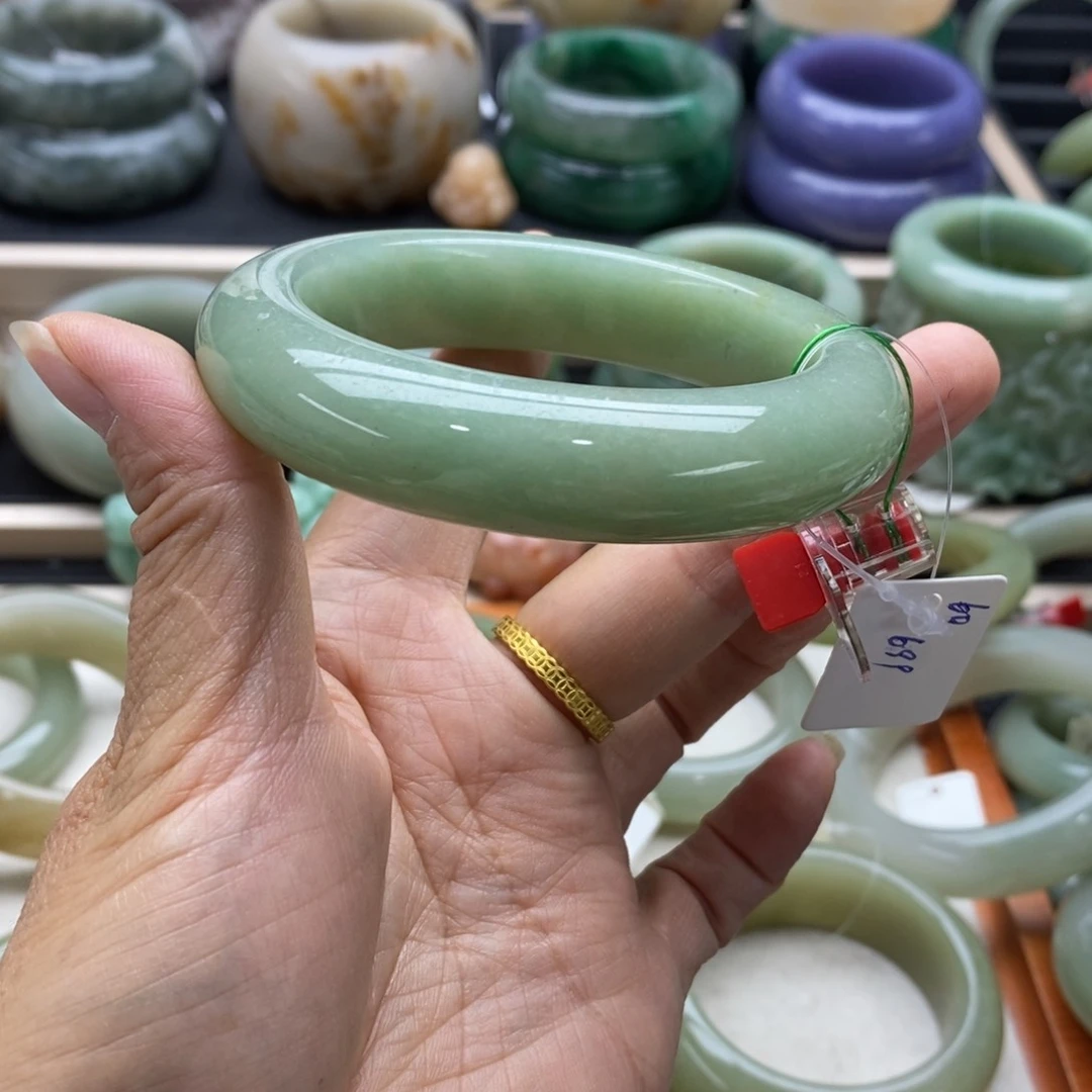 未镶嵌手镯石英质玉甜*蜜