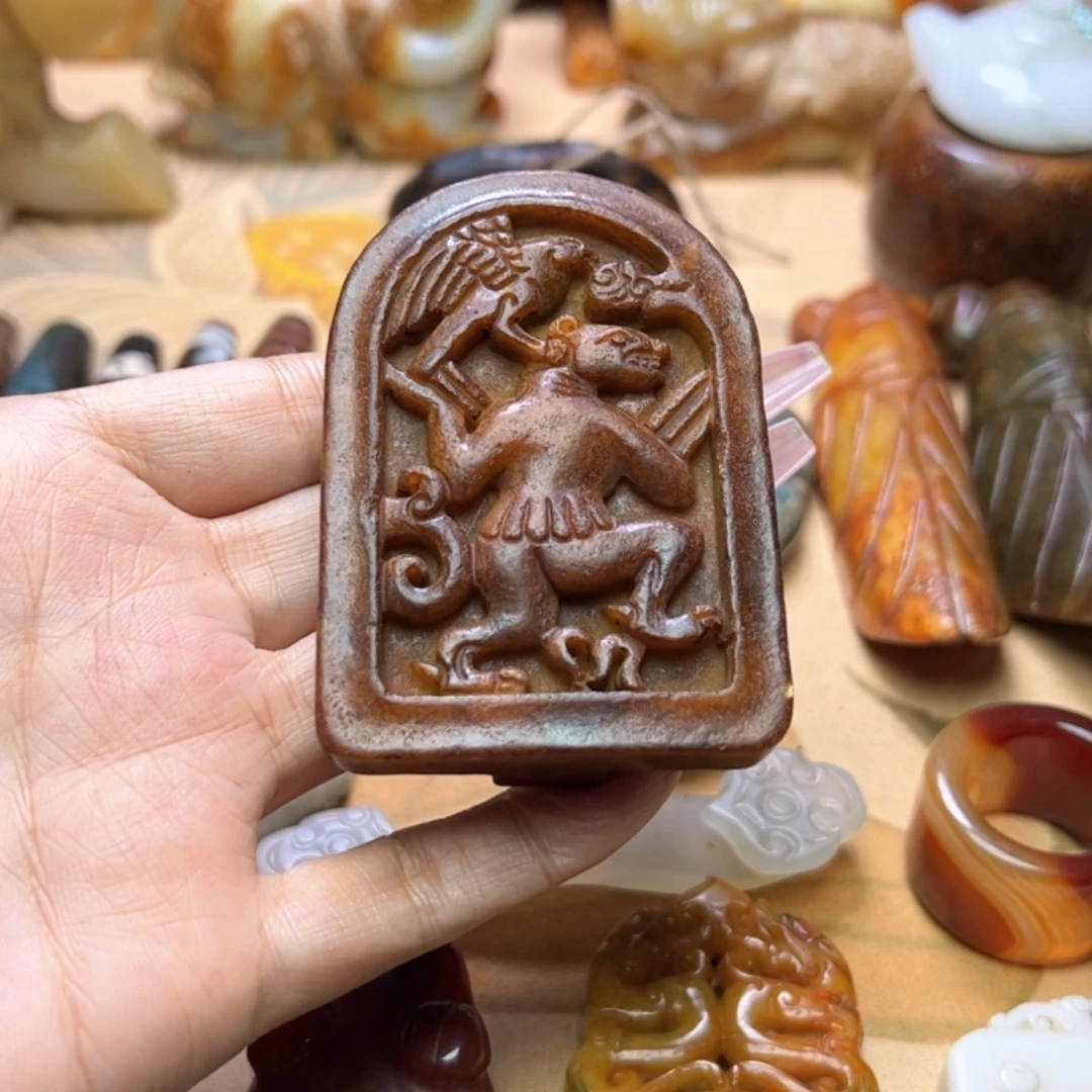 【闪购商品】蛇纹石玉颈饰未镶嵌皮带