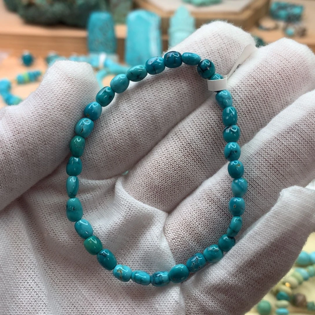 绿松石未镶嵌珠宝奇石