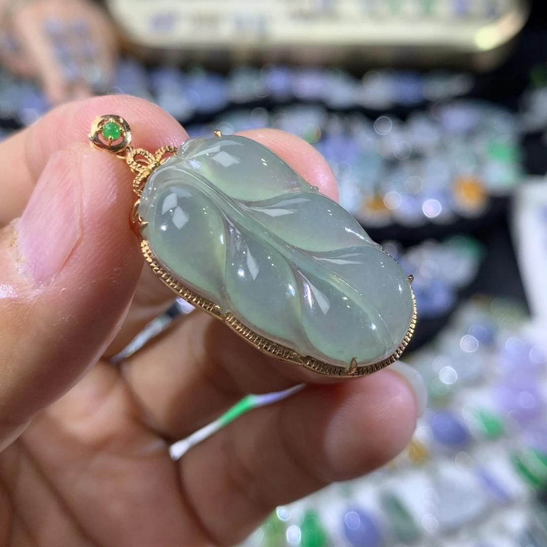 翡翠18K金镶嵌吊坠(不含链)