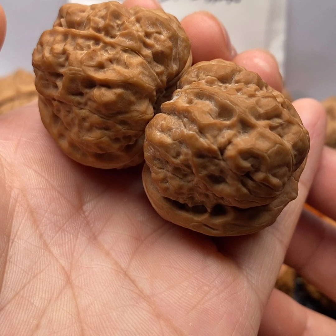 文玩核桃吊坠边37左右