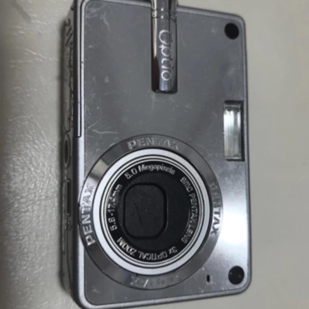 8新  宾得S5n   500w像素 3倍变焦 变焦声音较大不影响 no退换