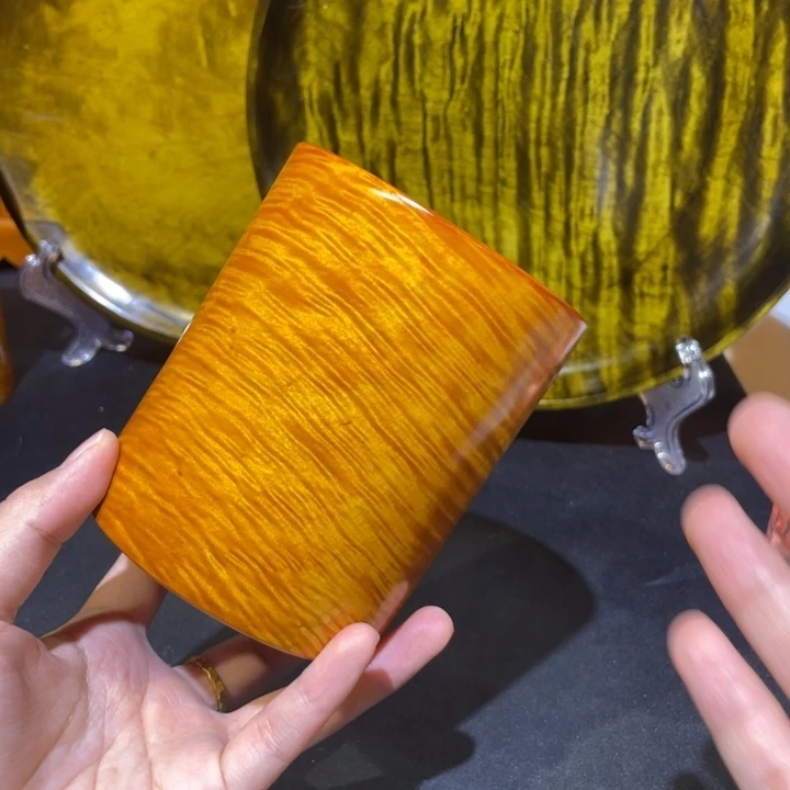 金丝楠笔筒1555555555555555555