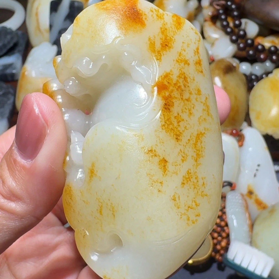 和田玉（糖玉）未镶嵌吊坠(不含链)