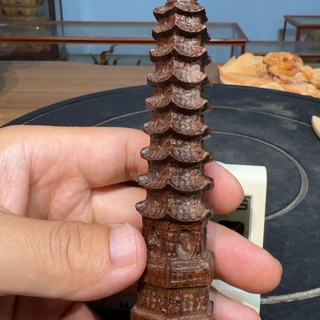 l***e柏木木雕工艺品小件