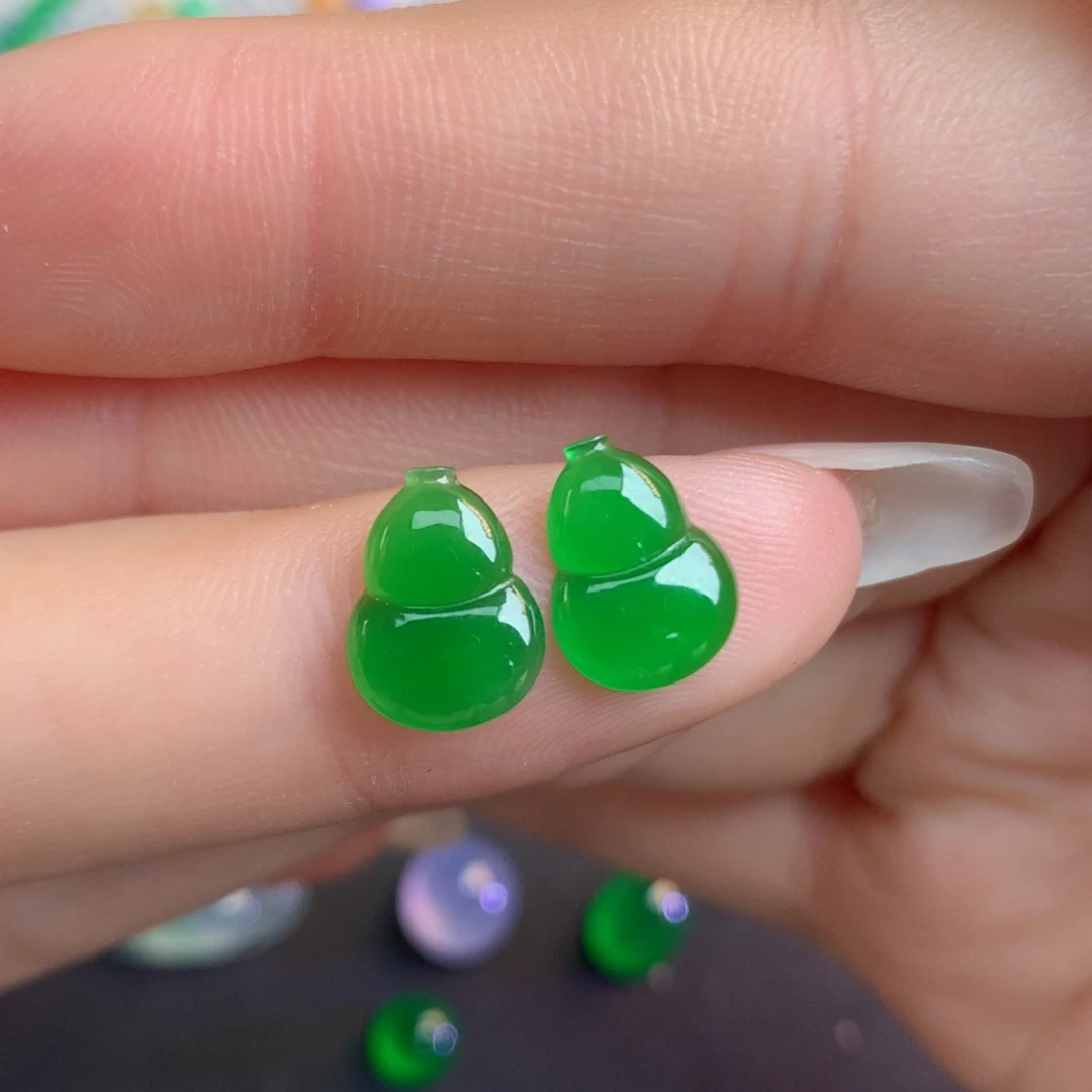 翡翠裸石11.0/8.22/2.0