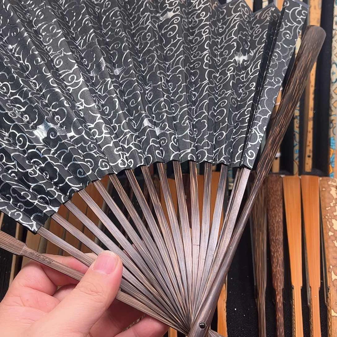 扇子全棕祥云。。。