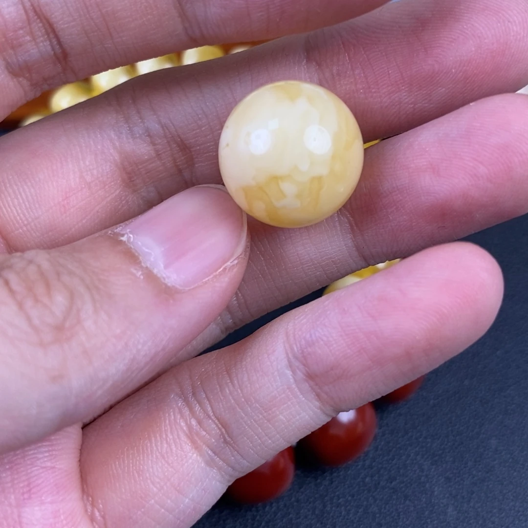 琥珀未镶嵌裸石微瑕28