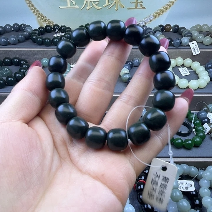 和田玉未镶嵌手链