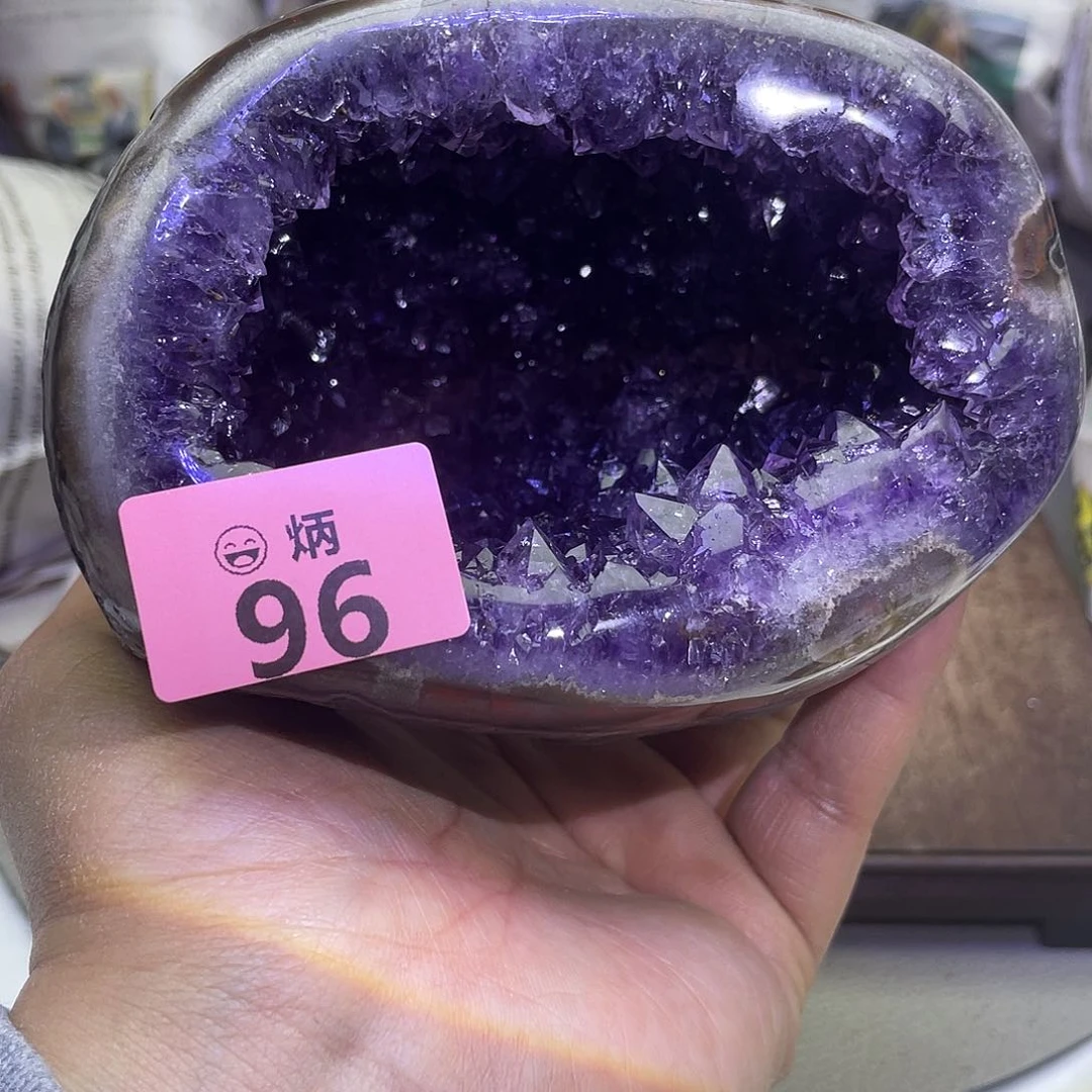 未镶嵌水晶大型摆件（非配饰）