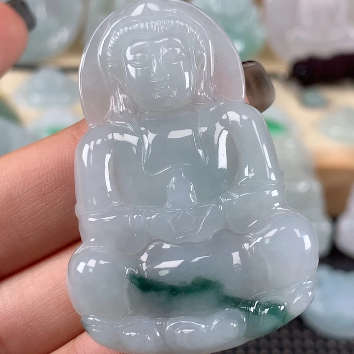 颈饰未镶嵌翡翠观音