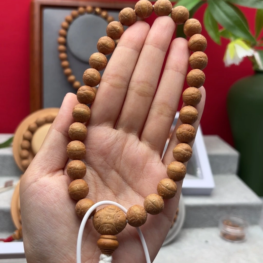 凤眼菩提手串11.5左右手持