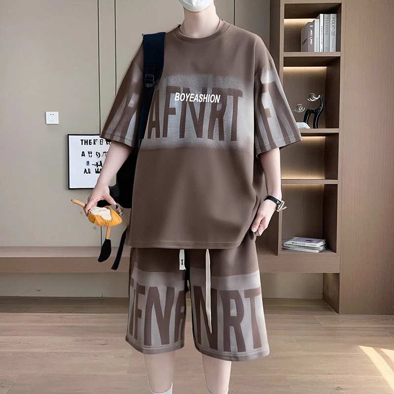 薄款休闲短袖套装男宽松百搭休闲半袖上衣潮流帅气短裤两件套夏季