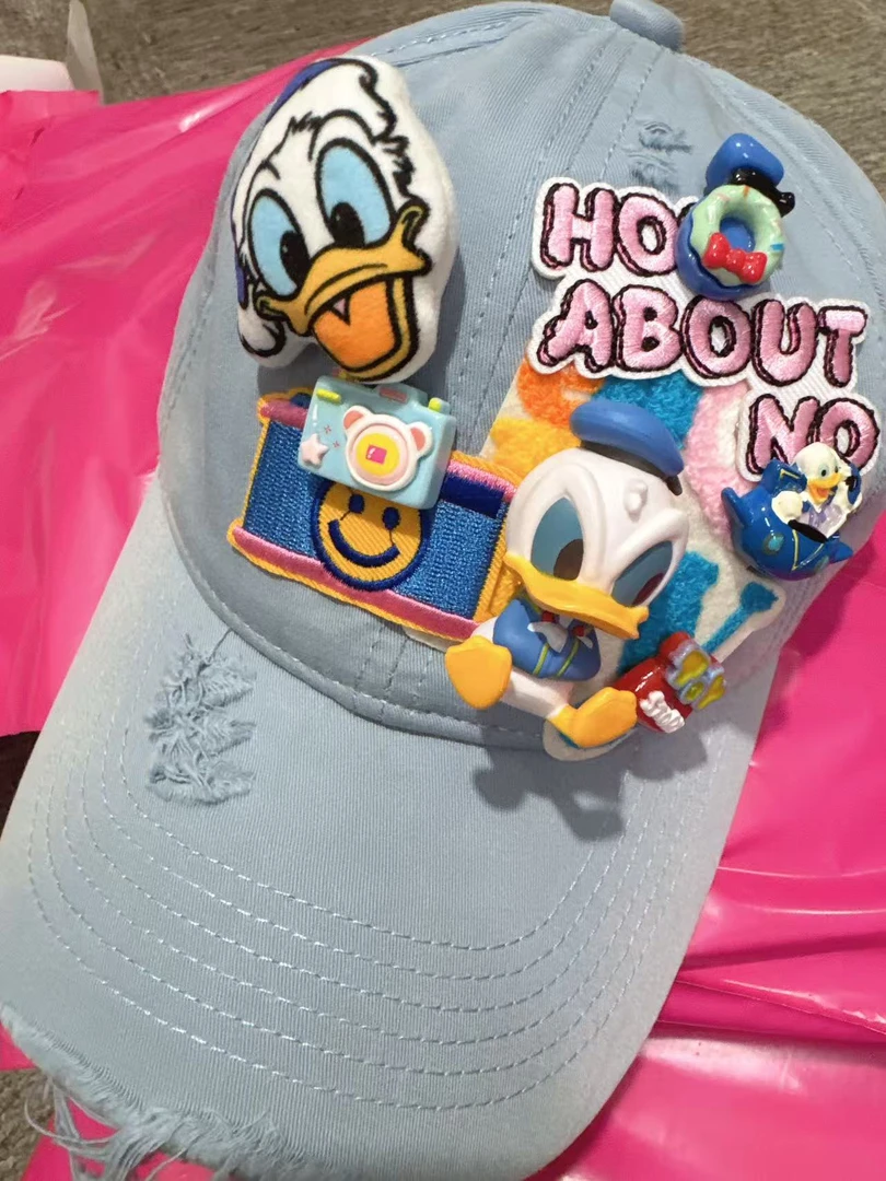 新款复古设计感小众可爱图案棒球帽女立体唐老鸭鸭舌帽