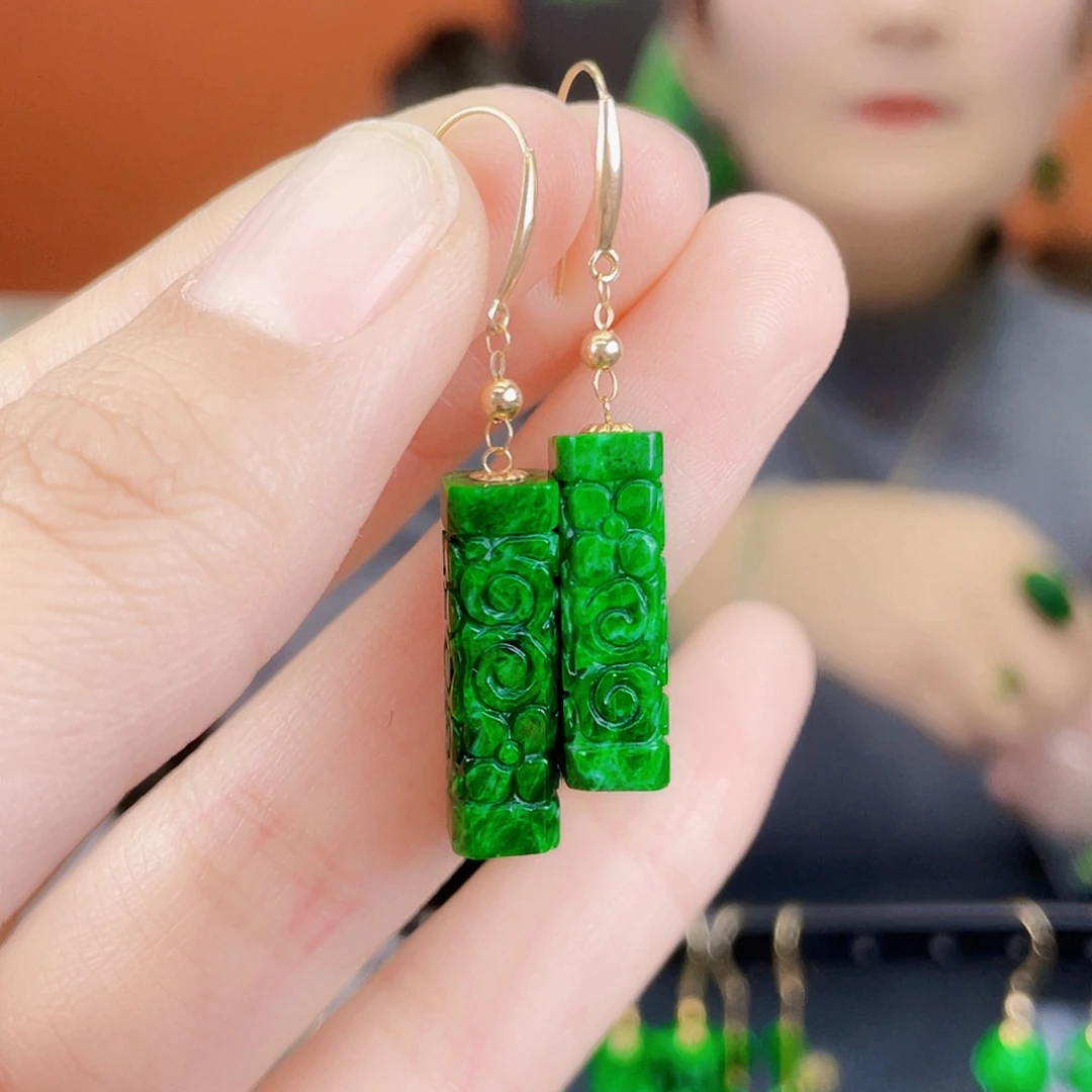 翡翠18K金镶嵌耳饰