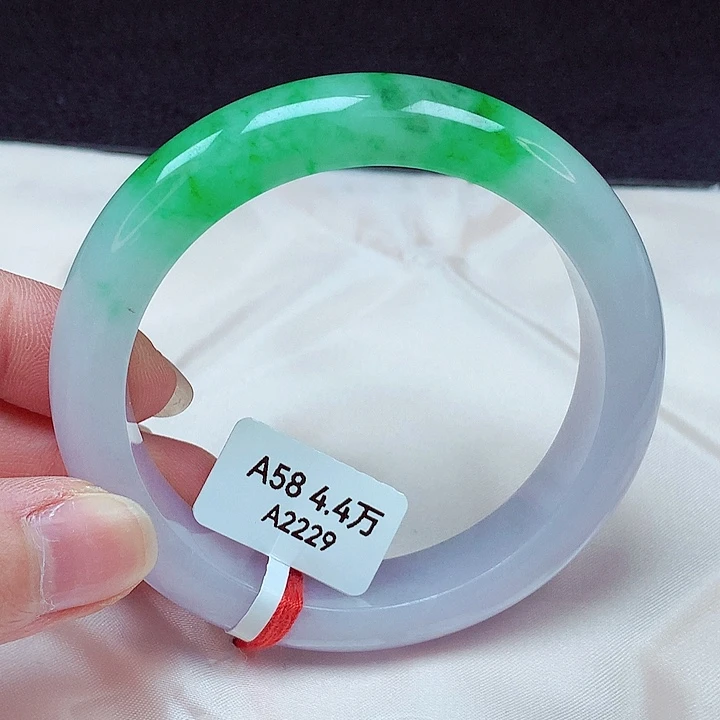 翡翠手镯未镶嵌蔓*君手镯58.5