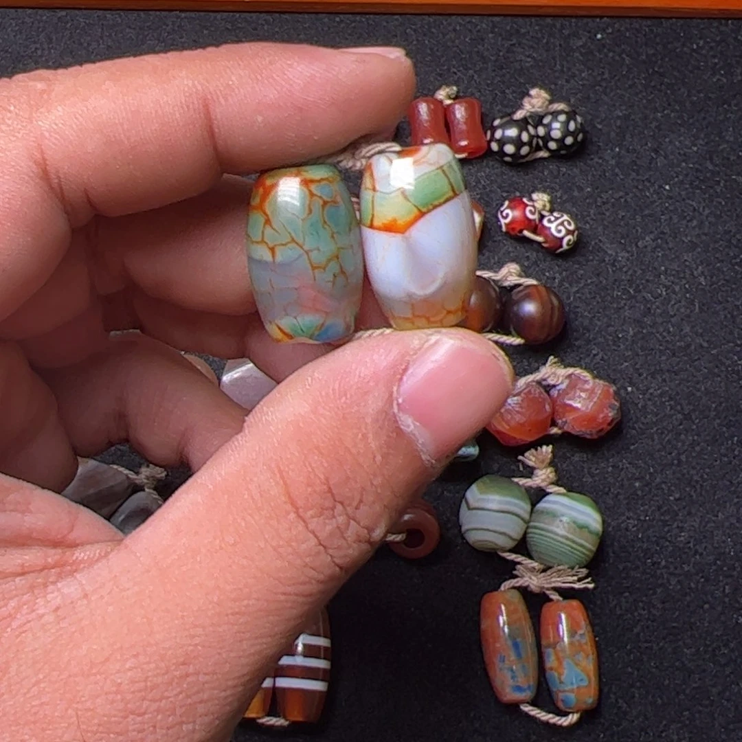 用***6玛瑙/玉髓未镶嵌配饰