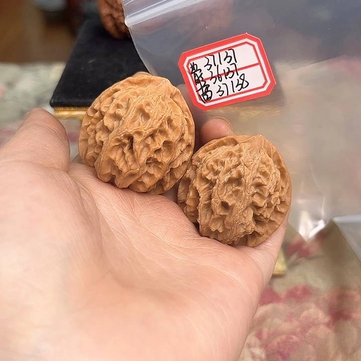 把件文玩核桃苹果园