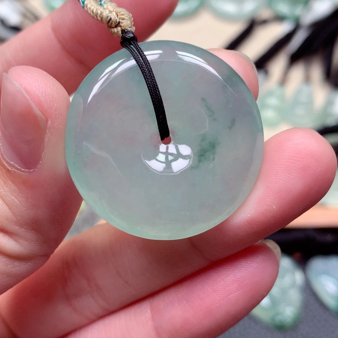 颈饰未镶嵌翡翠扣子