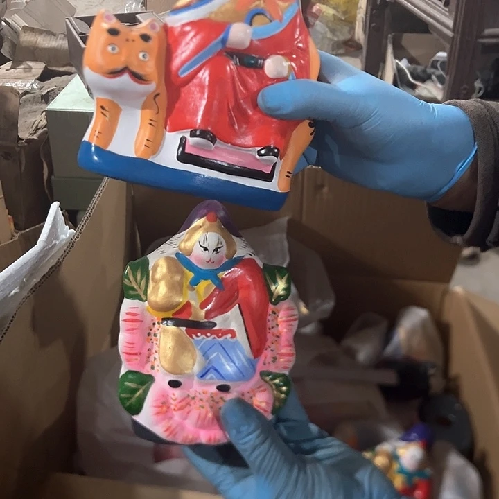 摆件陶瓷盘子碗啥都有