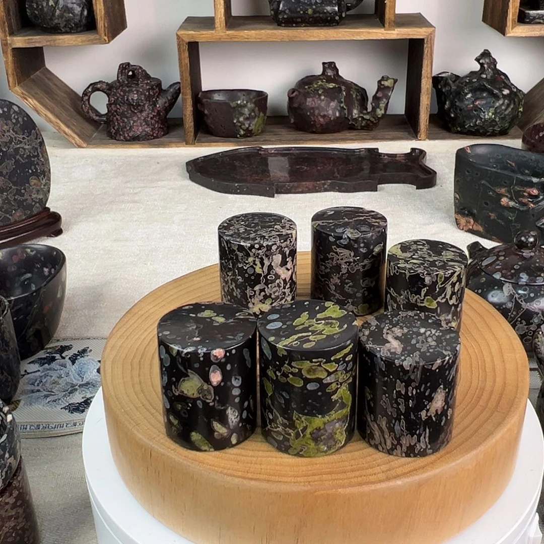 齐***阁梅花玉茶周边盖置