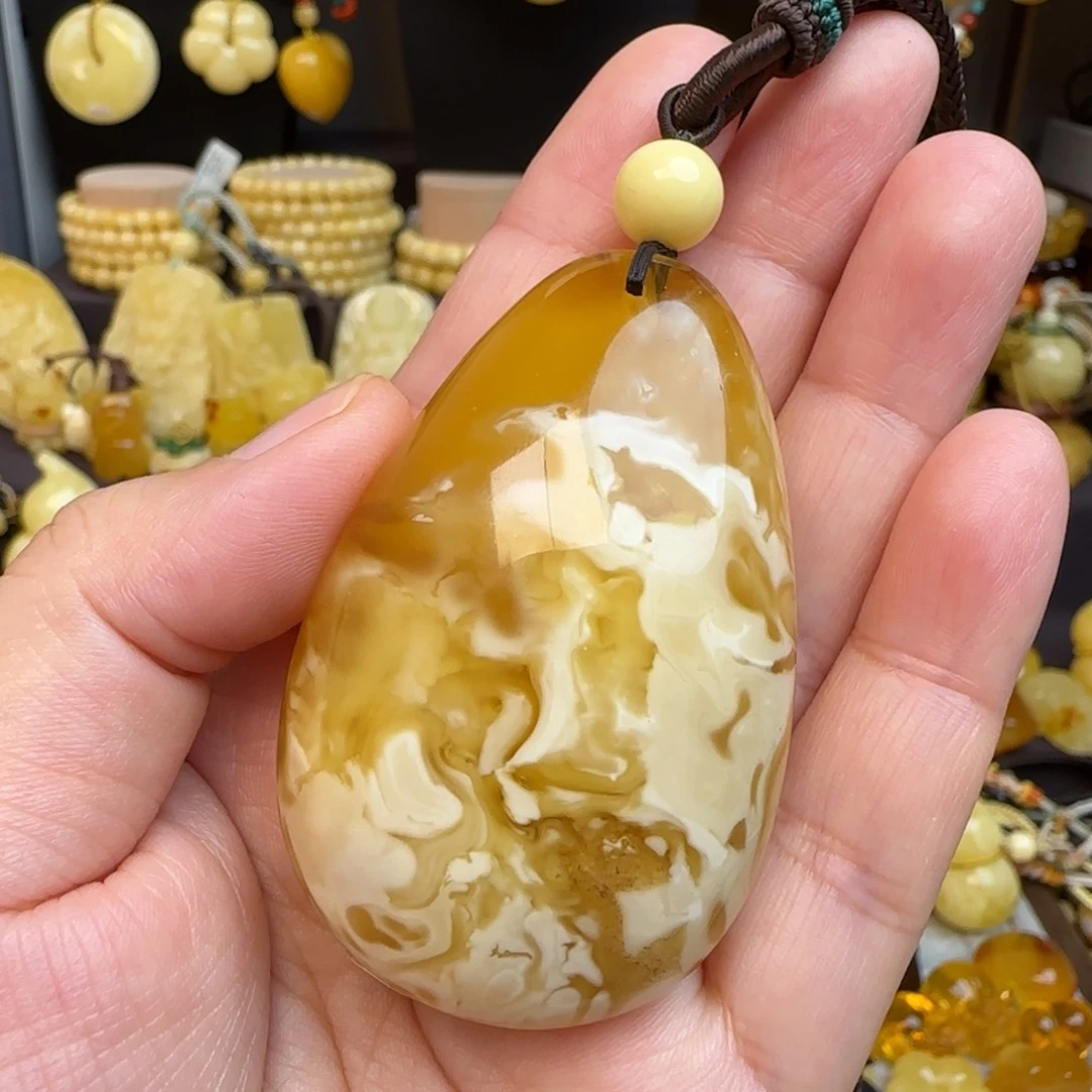 琥珀套链未镶嵌天然俄料金瓷白妖花蜜蜡水滴吊坠