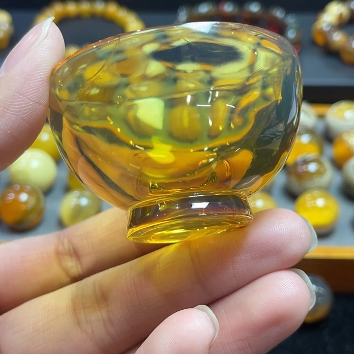 琥珀未镶嵌裸石金兰杯子