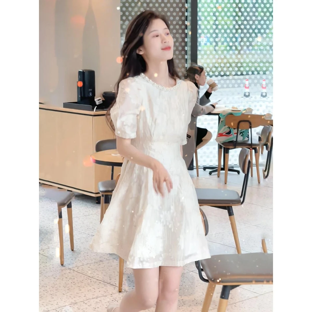 高级感气质连衣裙女士夏季温柔风小众设计法式收腰中长裙
