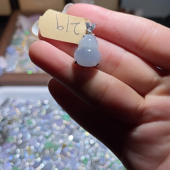 翡翠银S925镶嵌颈饰翡翠