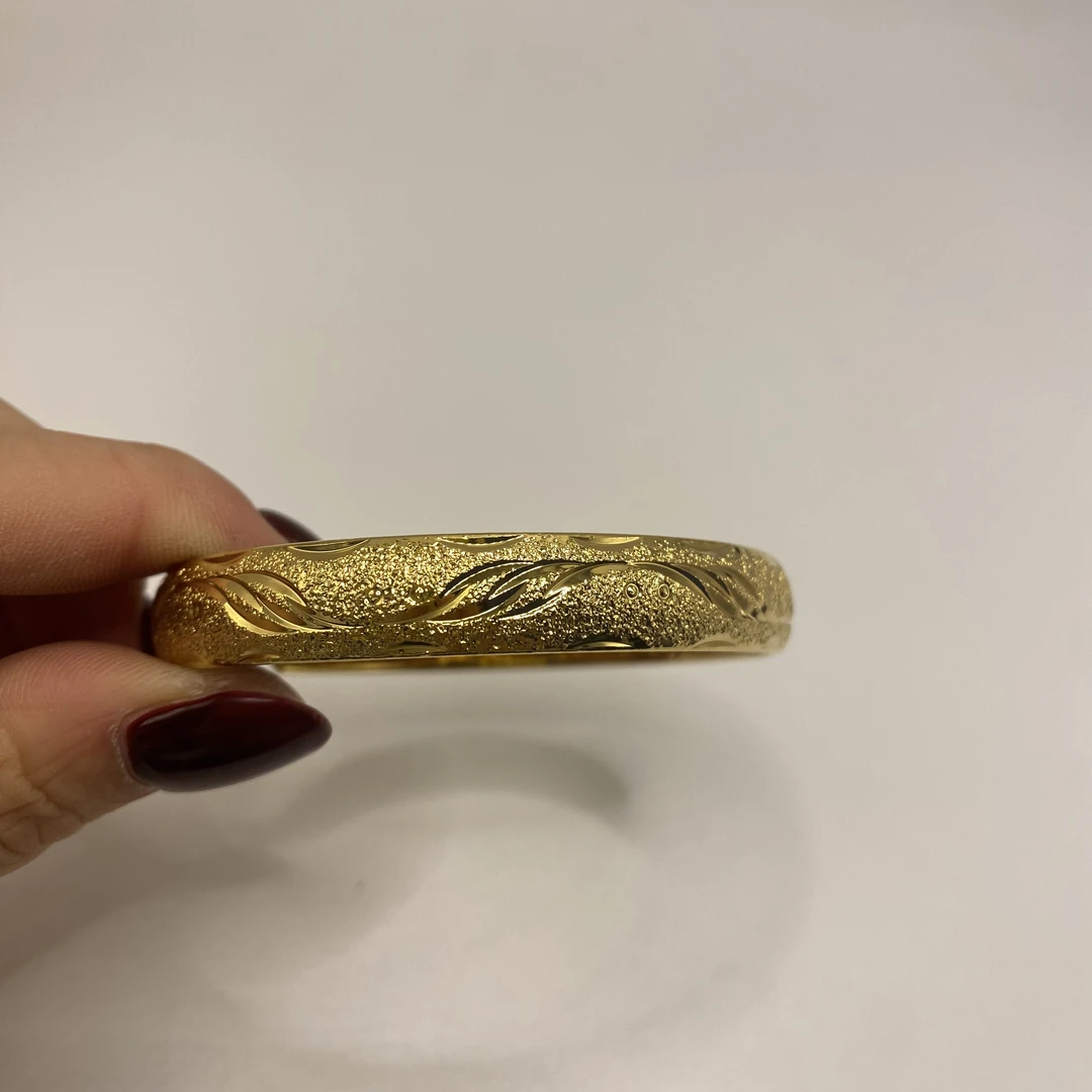 精选轻奢手镯b192