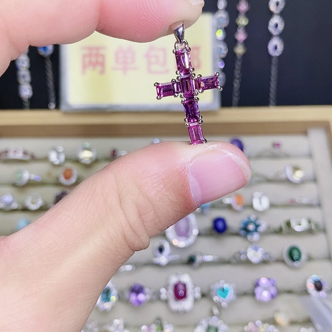 吊坠(不含链)未镶嵌石榴石（紫牙乌）