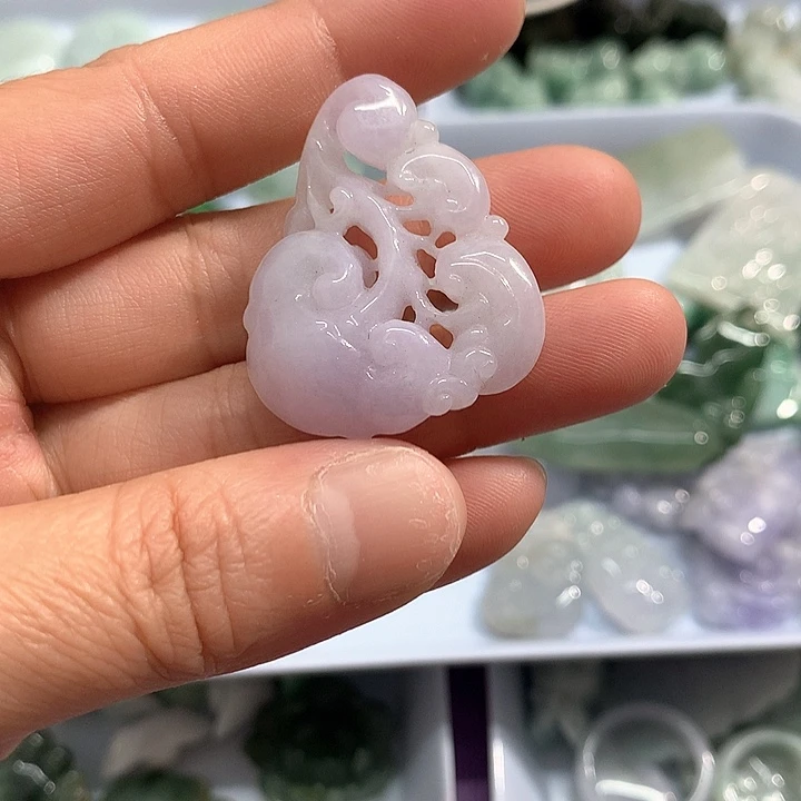 翡翠未镶嵌项圈吊坠