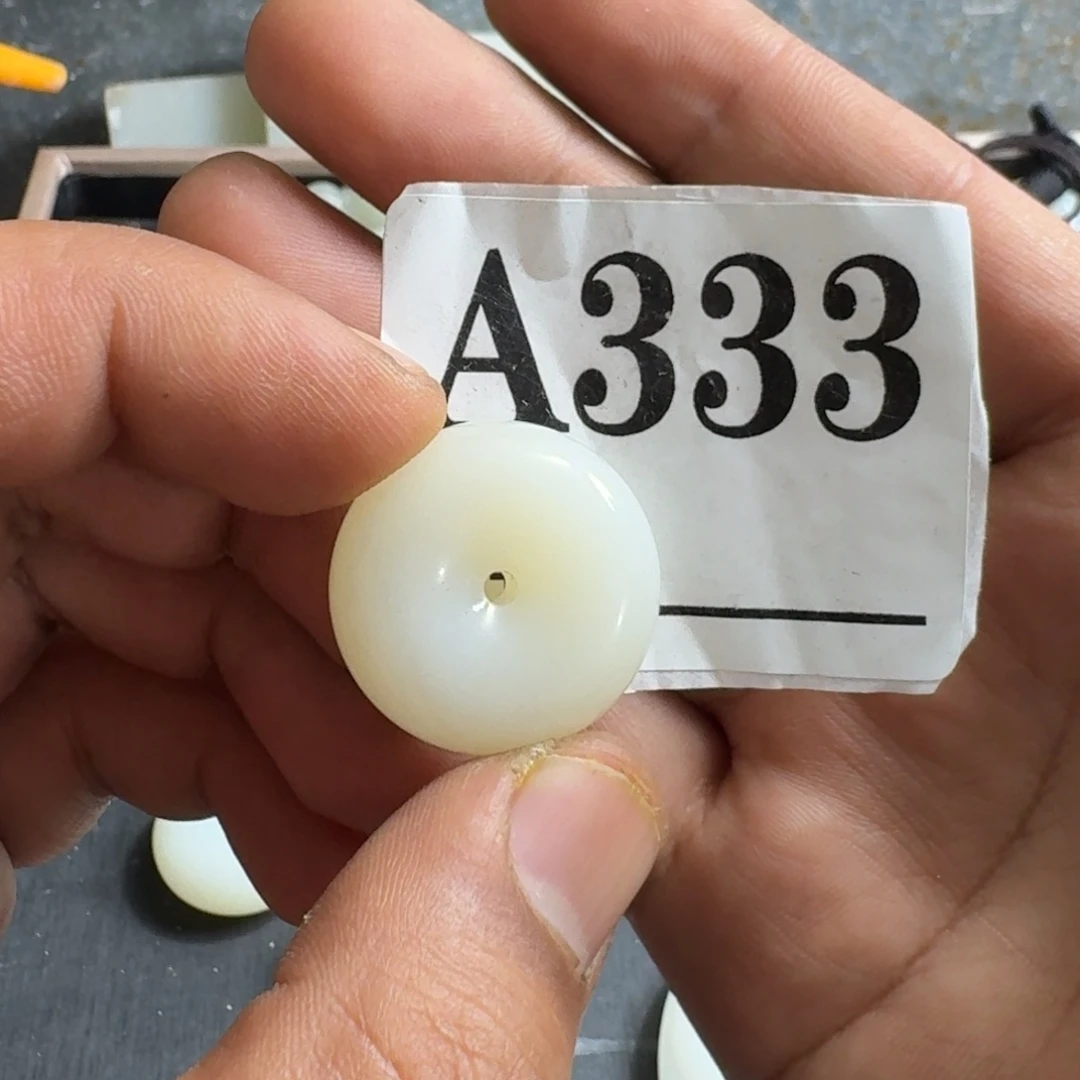 和田玉未镶嵌手链平安扣26芭莎料