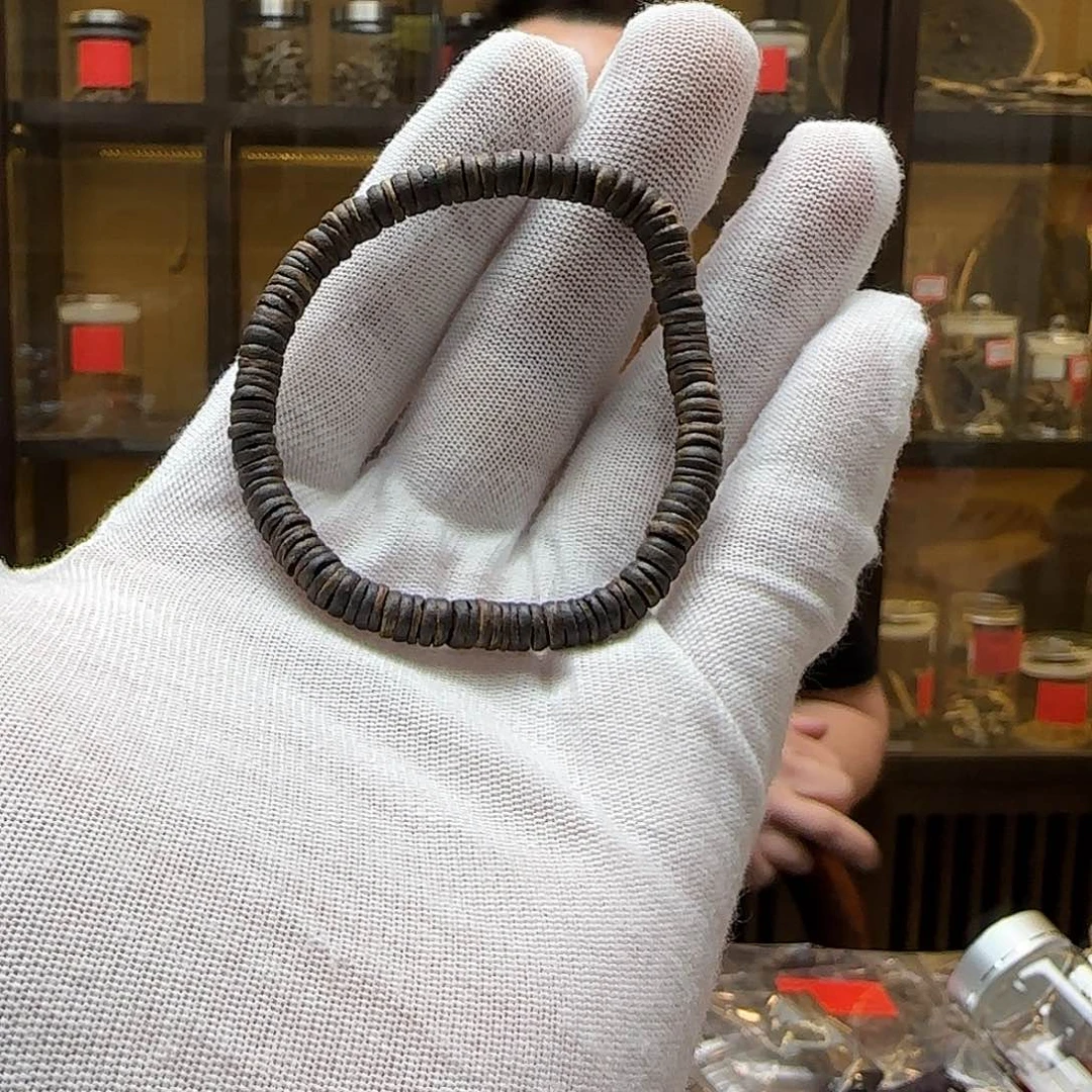 沉香手串国香棋楠老白棋片珠单圈沉水06mm5g