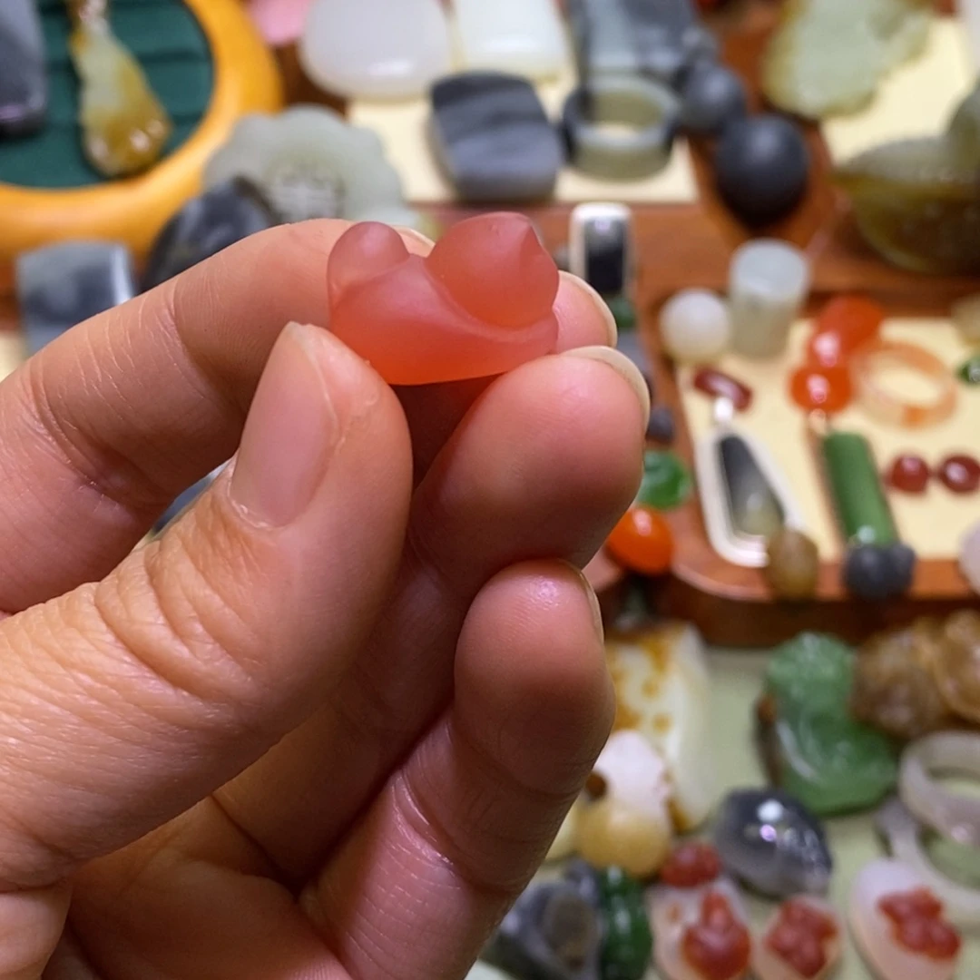 南红玛瑙颈饰未镶嵌丘****丘