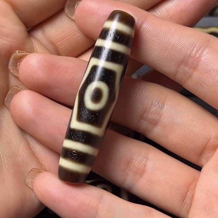 财***哥未镶嵌颈饰玛瑙/玉髓