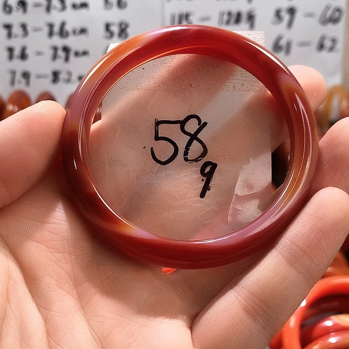 玛瑙/玉髓手镯未镶嵌