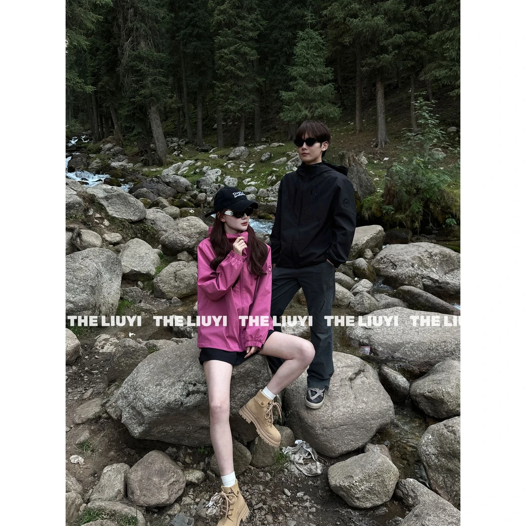 【LIUYI】黑莓冲锋衣~新款男女同款户外三防冲锋衣外套58011