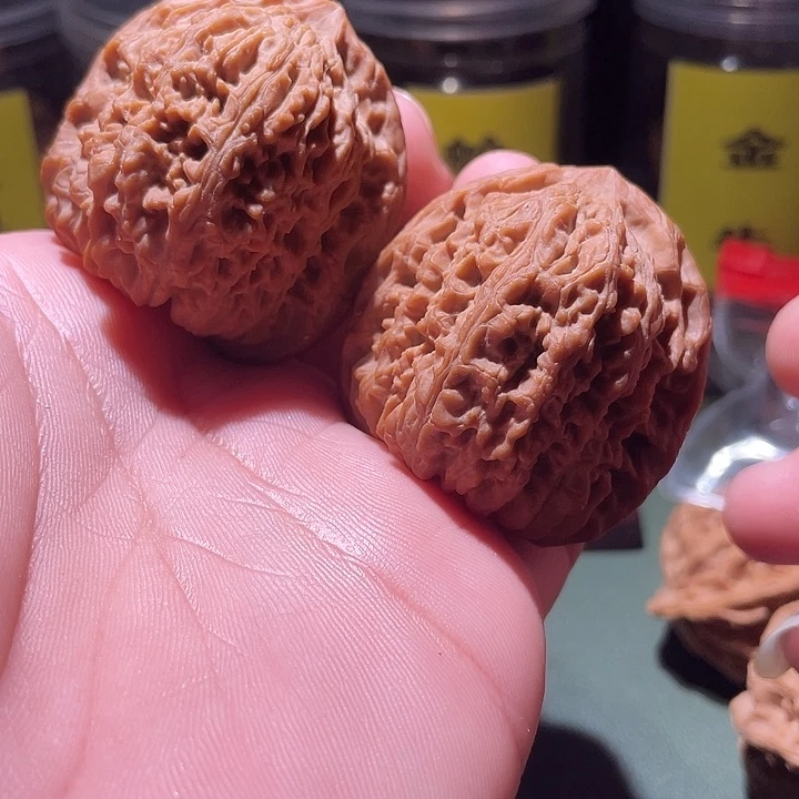 43头货57克压手南疆