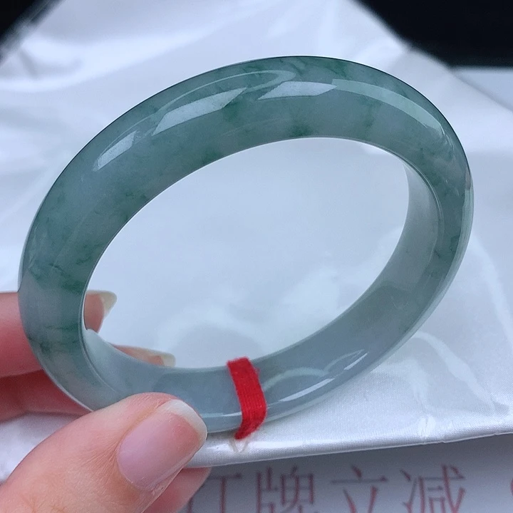 未镶嵌手镯翡翠天然