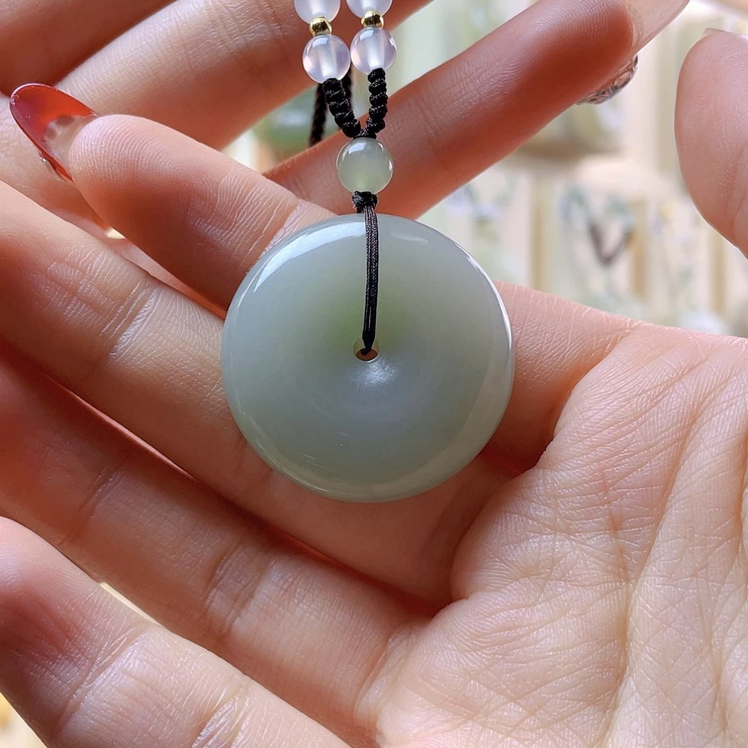 和田玉吊坠(赠链)未镶嵌?****?