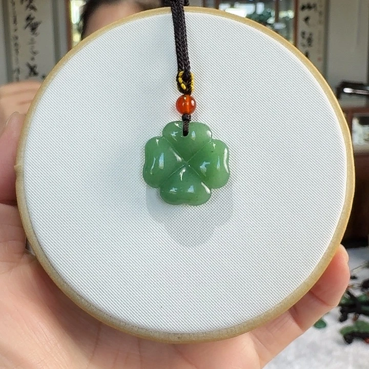 密玉（石英质玉）未镶嵌颈饰