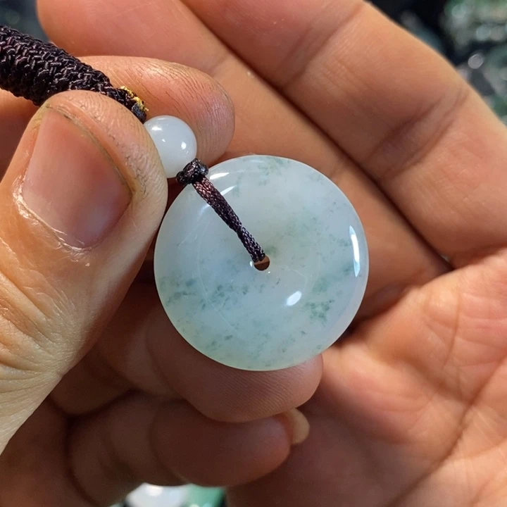 翡翠未镶嵌颈饰天然缅甸翡翠A货飘花平安扣