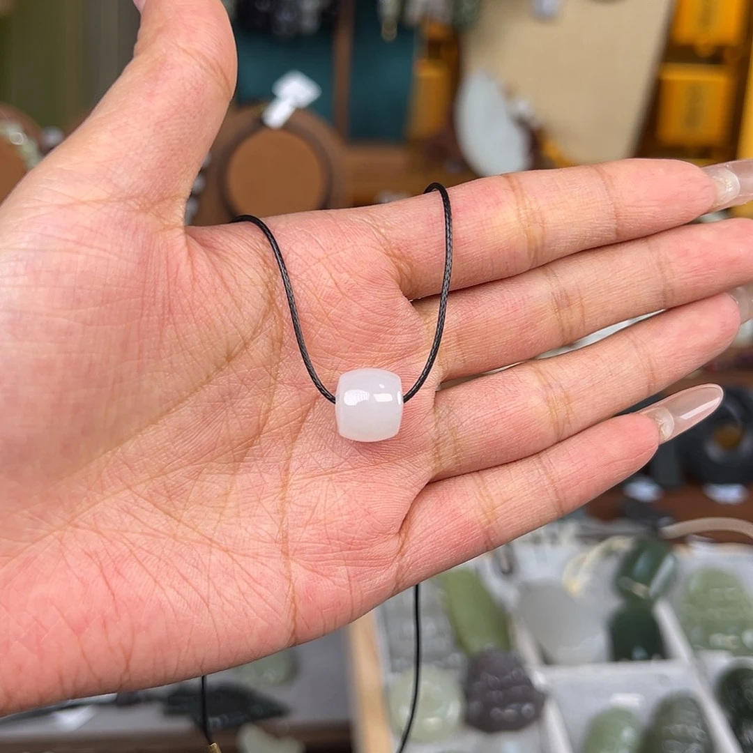 和田玉项链未镶嵌A*E