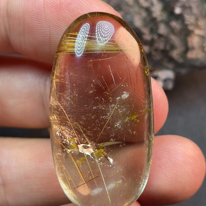 水晶颈饰未镶嵌脖子