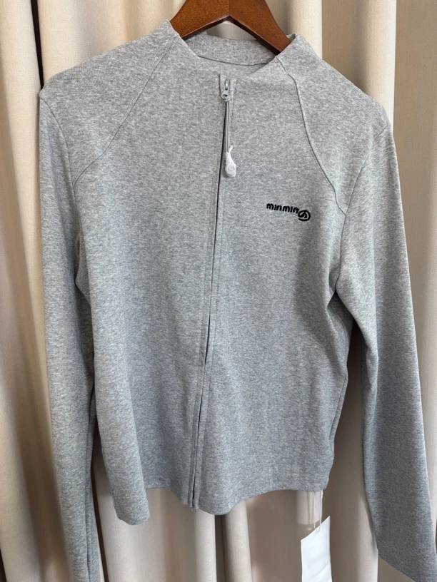 早春款修身立领休闲显瘦卫衣