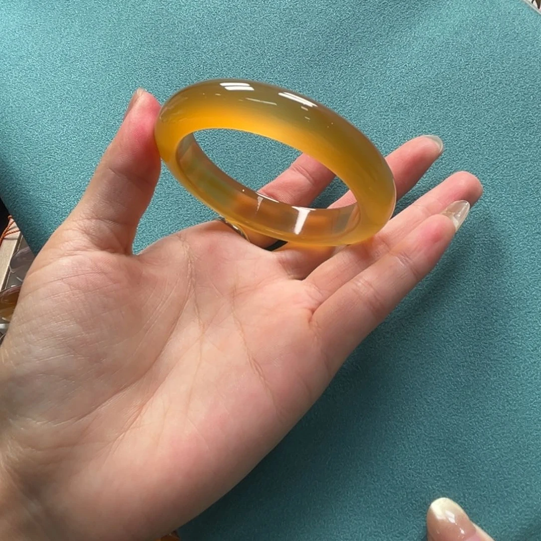 手镯玛瑙/玉髓未镶嵌